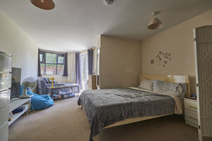 Living Space- click for photo gallery
